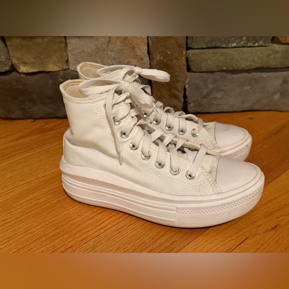 Converse white CTAS Move hi top platform sneakers size 5.5